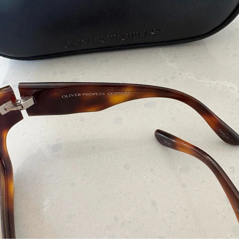 Oliver Peoples Athena Tortoiseshell Sunglasses with Brown Gradient Lenses - Picture 4 of 8